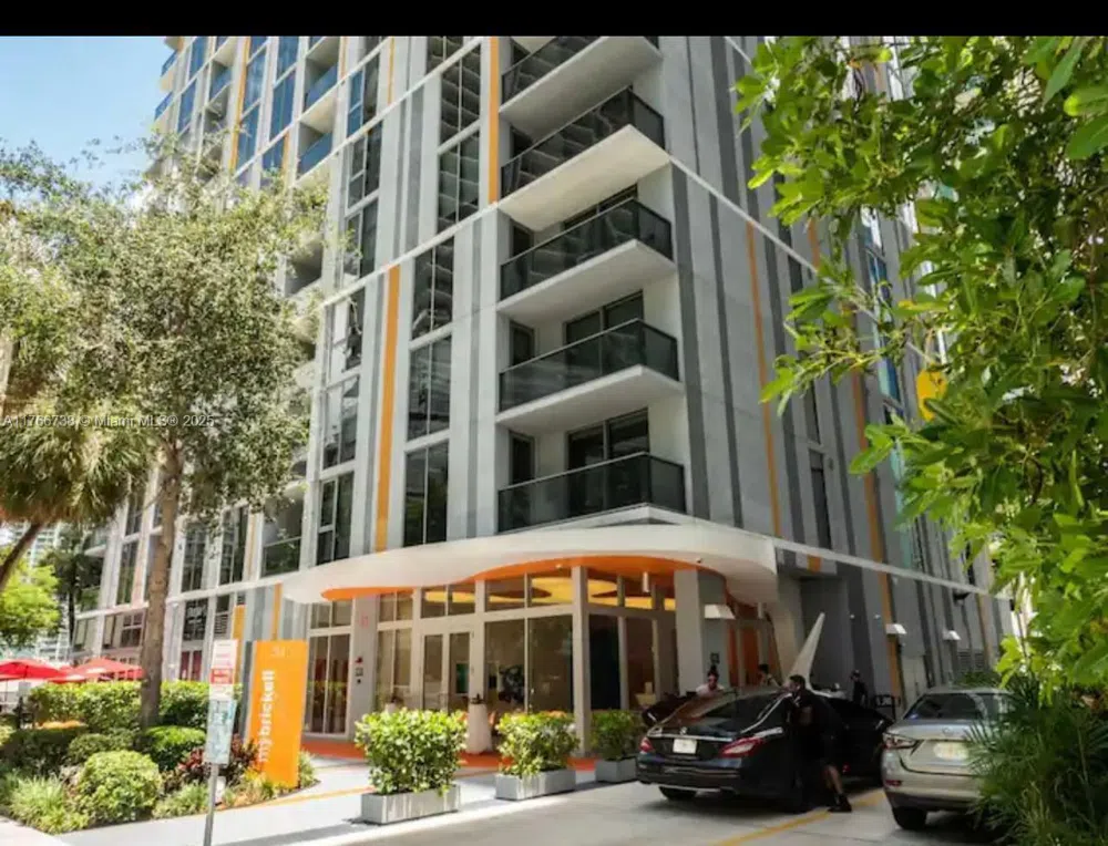 31 SE 6th St #1601 Miami, FL 33131