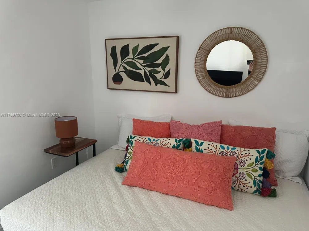 31 SE 6th St #1601 Miami, FL 33131