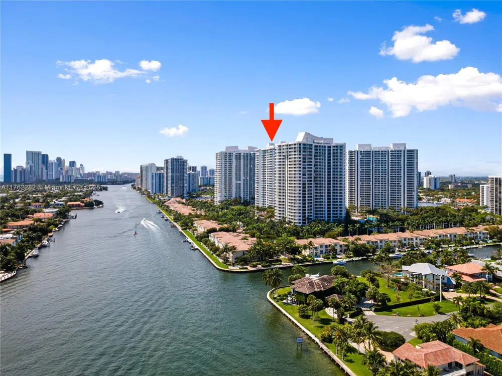 21150 Point Pl #1102 Aventura, FL 33180