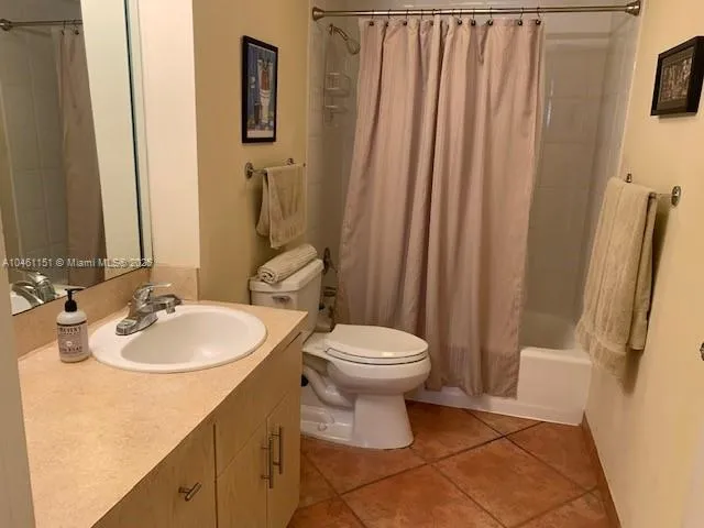 100 Lincoln Rd #1129 Miami Beach, FL 33139