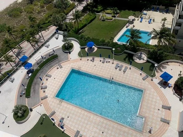 100 Lincoln Rd #1129 Miami Beach, FL 33139
