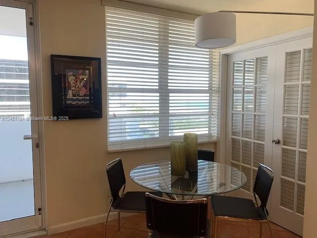 100 Lincoln Rd #1129 Miami Beach, FL 33139