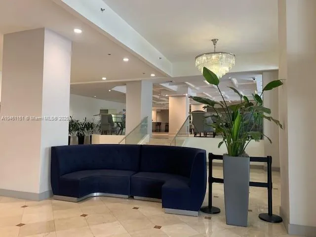 100 Lincoln Rd #1129 Miami Beach, FL 33139