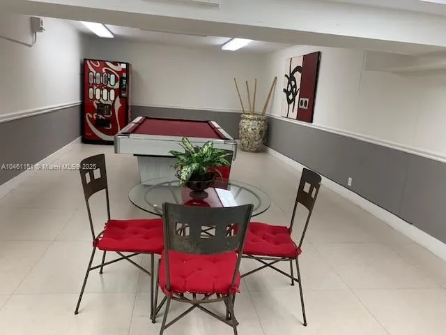 100 Lincoln Rd #1129 Miami Beach, FL 33139