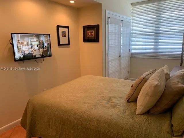 100 Lincoln Rd #1129 Miami Beach, FL 33139
