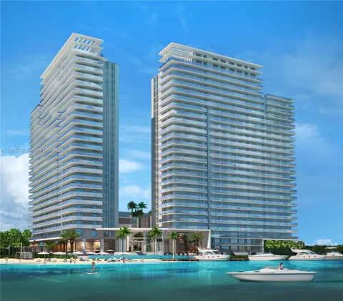 16385 Biscayne Blvd #2421