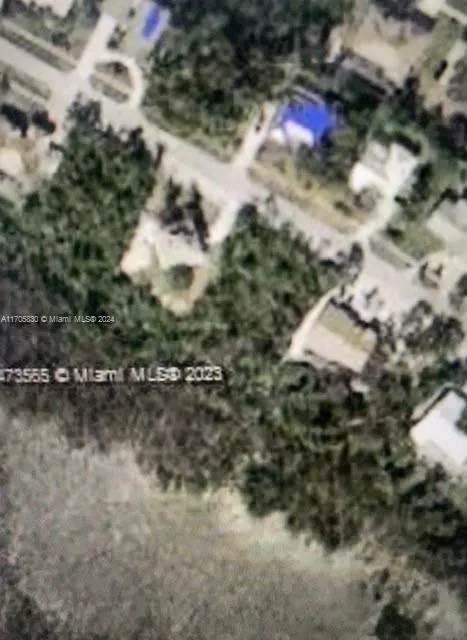2058 Dogwood Dr