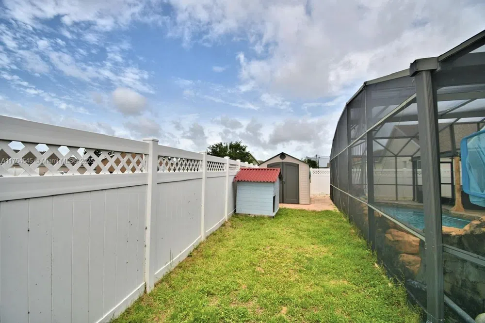 260 CHESHIRE WAY Davenport, FL 33897