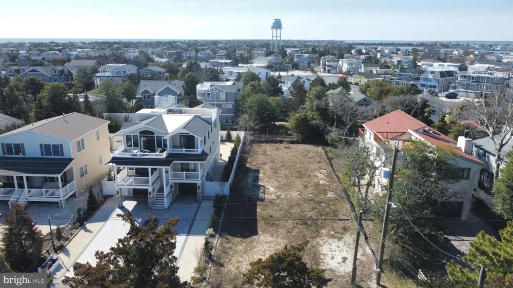 12 5TH STREET Barnegat Light, NJ 08006