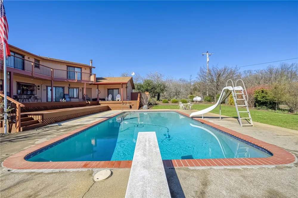 6535 Highland Springs Road Lakeport, CA 95453