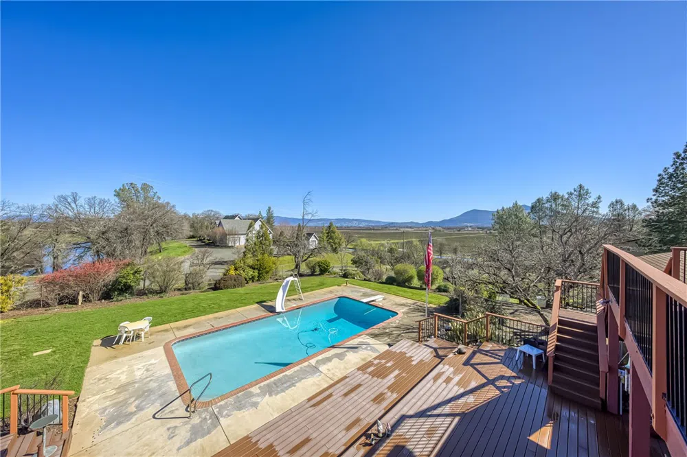 6535 Highland Springs Road Lakeport, CA 95453