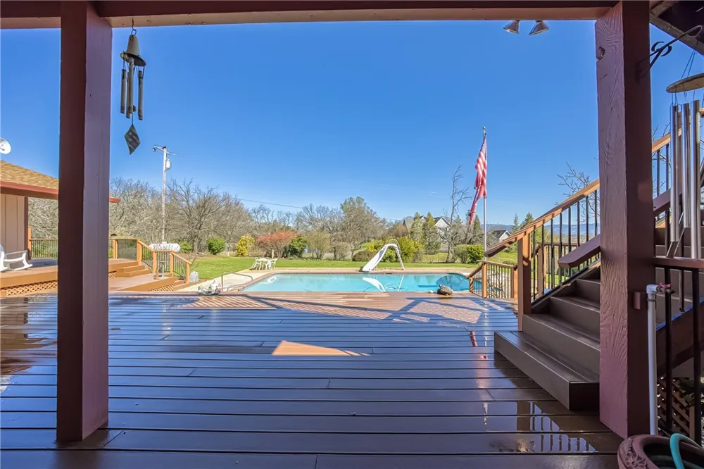 6535 Highland Springs Road Lakeport, CA 95453