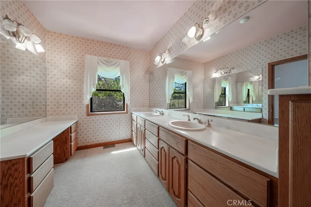 6535 Highland Springs Road Lakeport, CA 95453