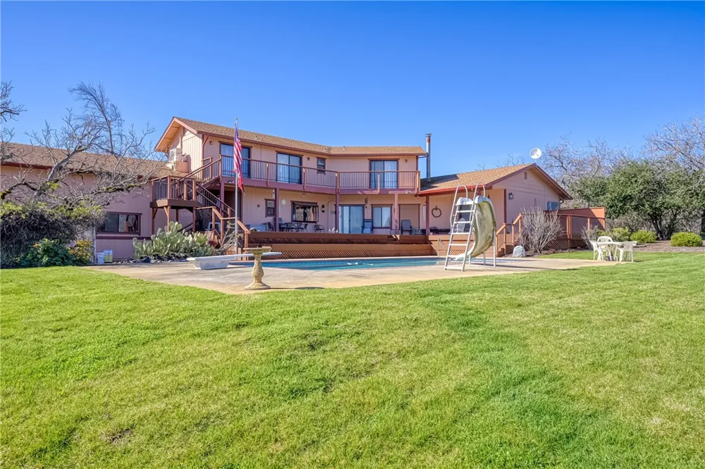 6535 Highland Springs Road Lakeport, CA 95453