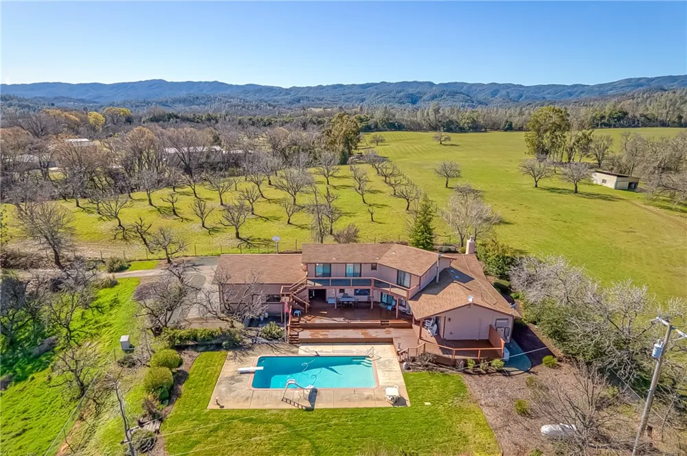 6535 Highland Springs Road Lakeport, CA 95453