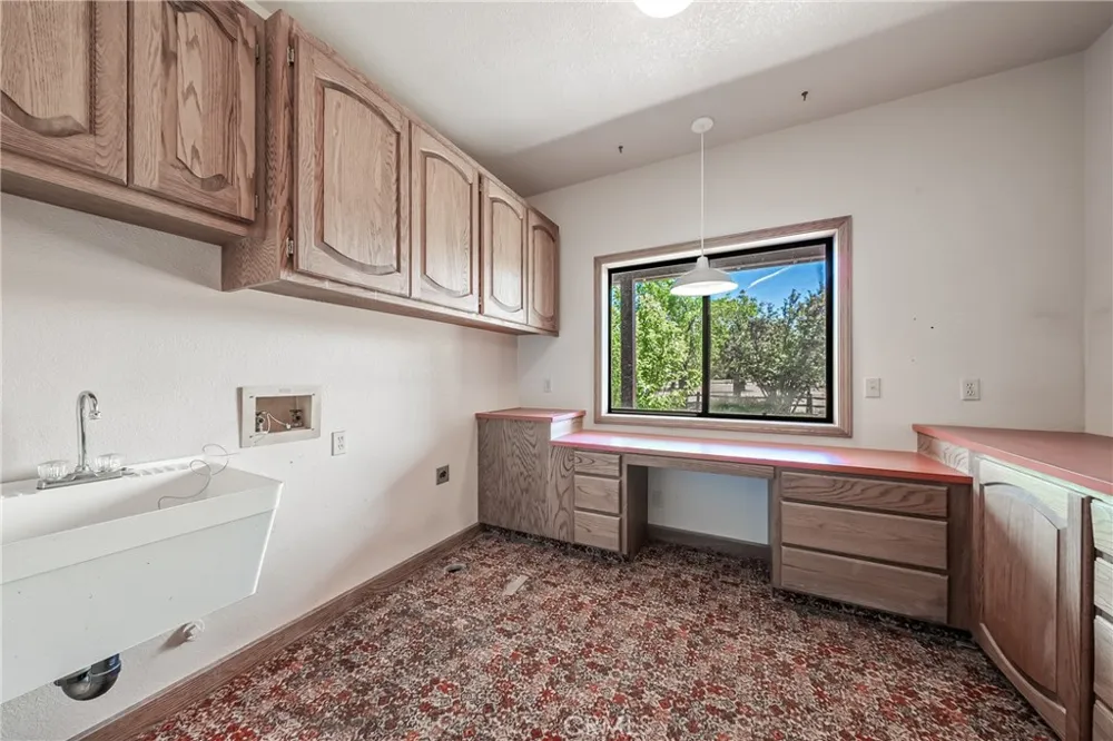 6535 Highland Springs Road Lakeport, CA 95453