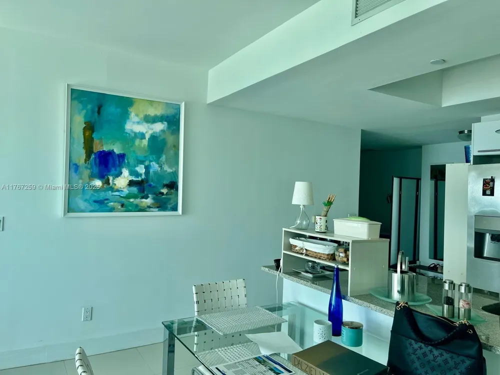 888 Biscayne Blvd #4306 Miami, FL 33132