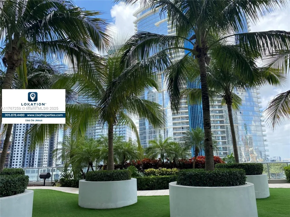 888 Biscayne Blvd #4306 Miami, FL 33132