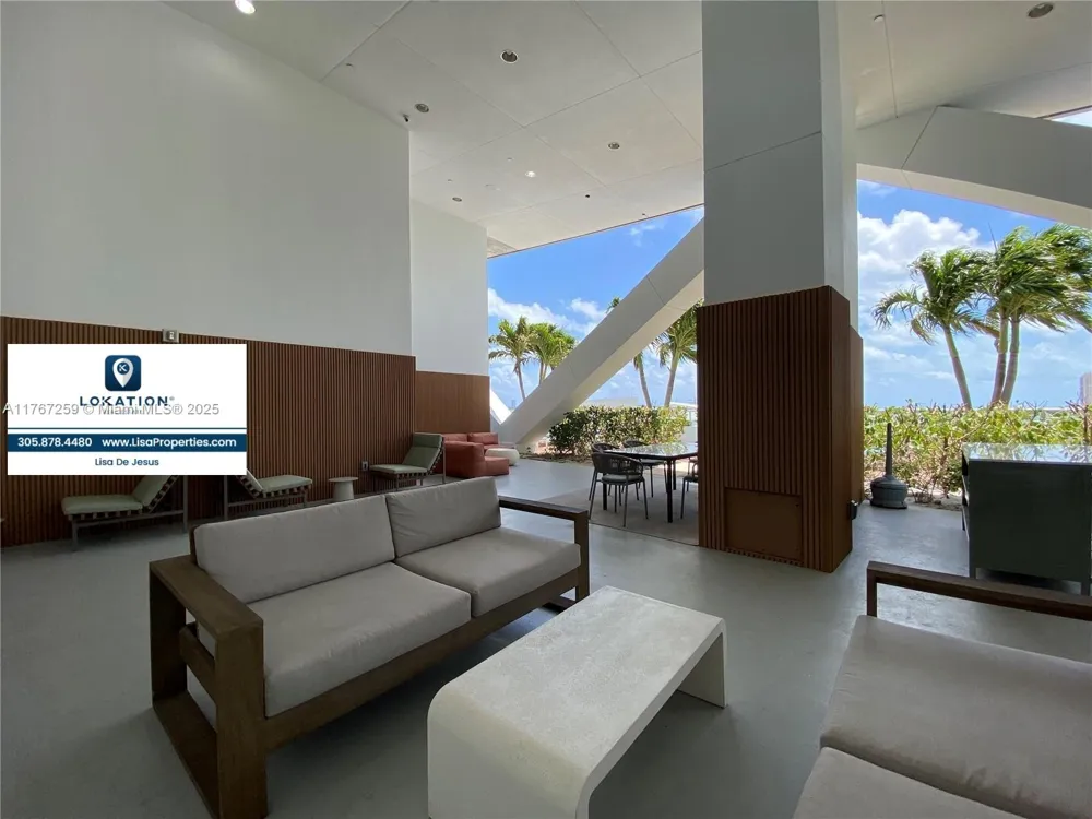 888 Biscayne Blvd #4306 Miami, FL 33132