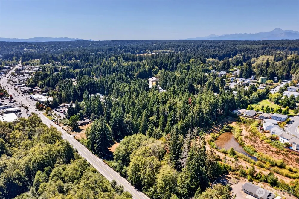 21133 Viking Avenue NW Poulsbo, WA 98370