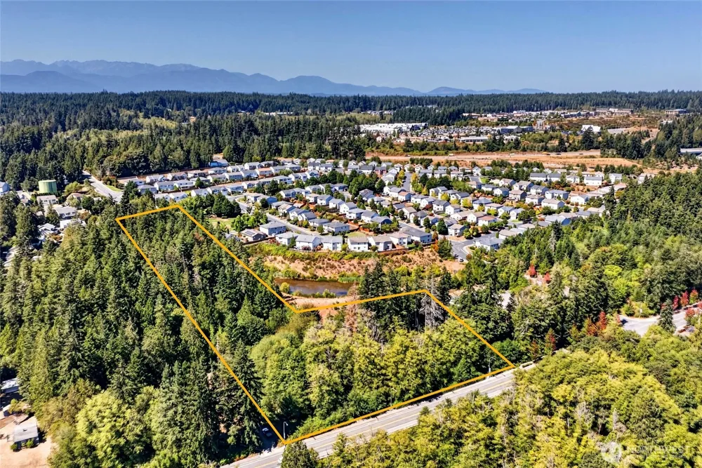 21133 Viking Avenue NW Poulsbo, WA 98370