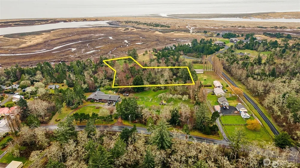 2680 -B Sunset Lane Tokeland, WA 98590