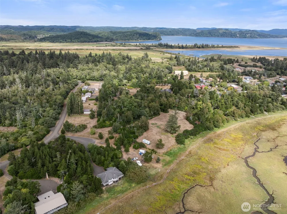 2680 -B Sunset Lane Tokeland, WA 98590