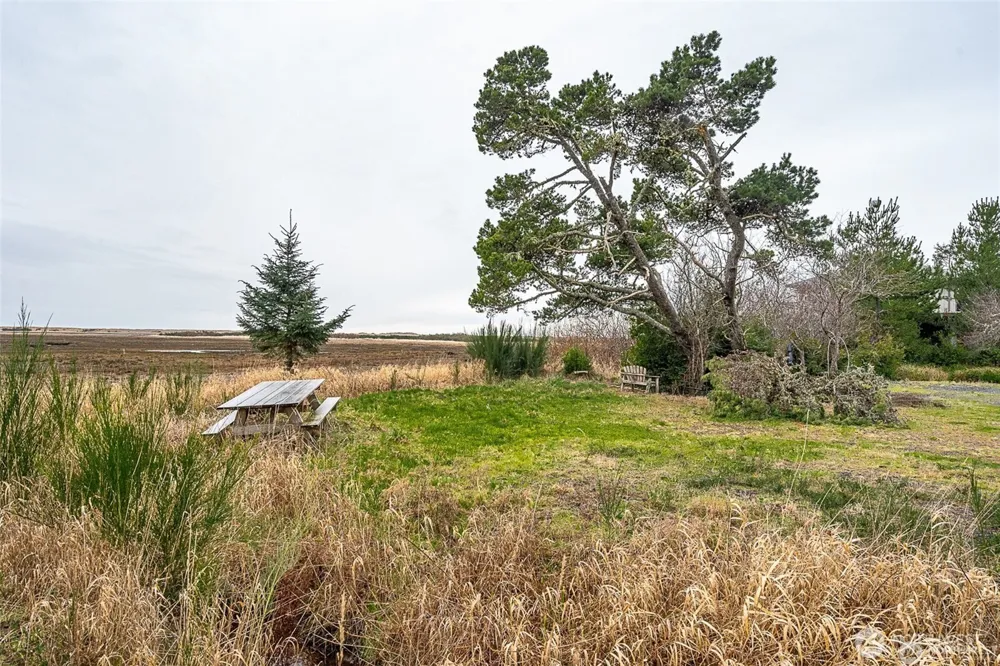 2680 -A Sunset Lane Tokeland, WA 98590