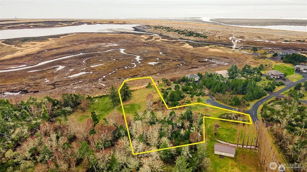 2680 -A Sunset Lane Tokeland, WA 98590