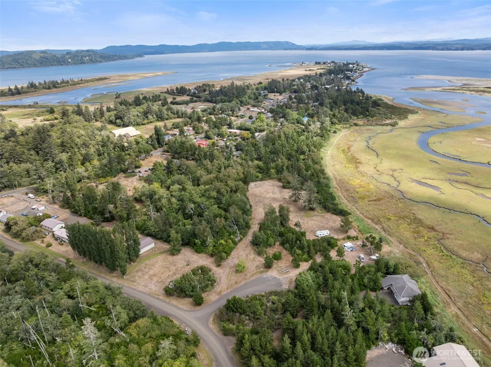 2680 -A Sunset Lane Tokeland, WA 98590
