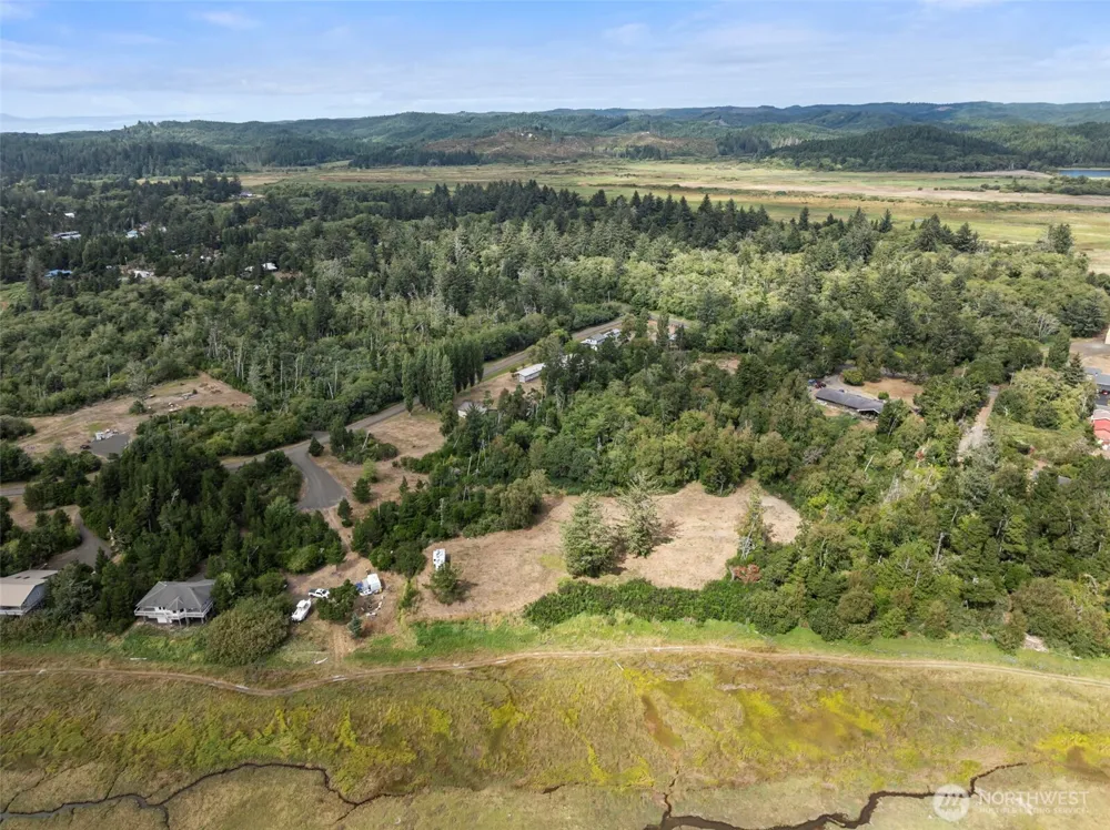 2680 -A Sunset Lane Tokeland, WA 98590