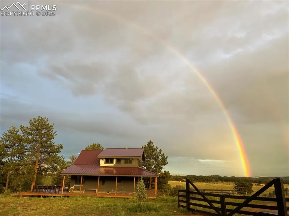 254 E Cobb Lane Guffey, CO 80820