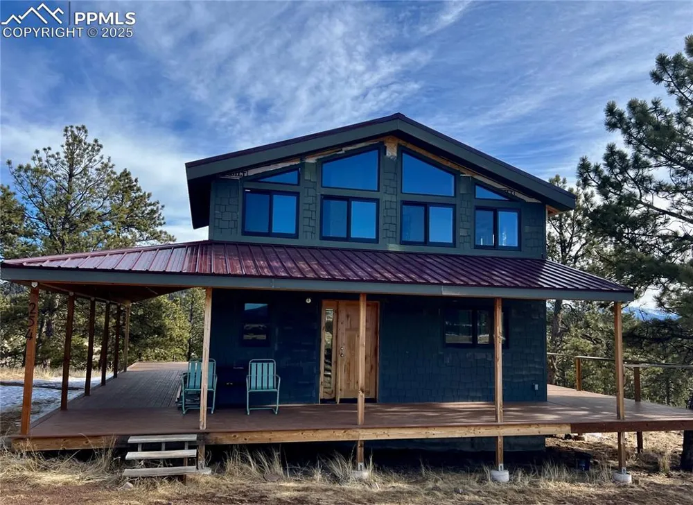 254 E Cobb Lane Guffey, CO 80820