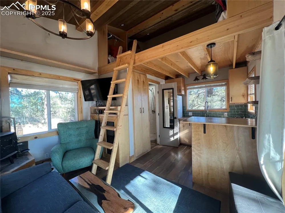 254 E Cobb Lane Guffey, CO 80820