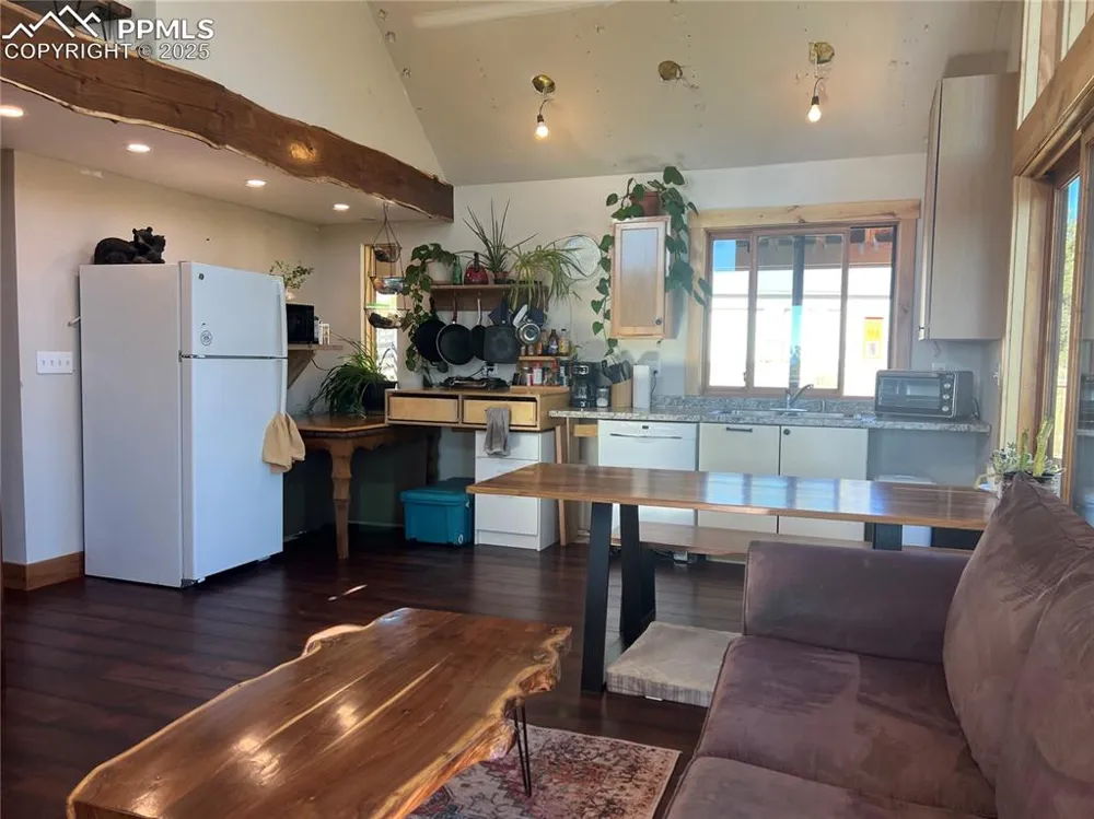 254 E Cobb Lane Guffey, CO 80820