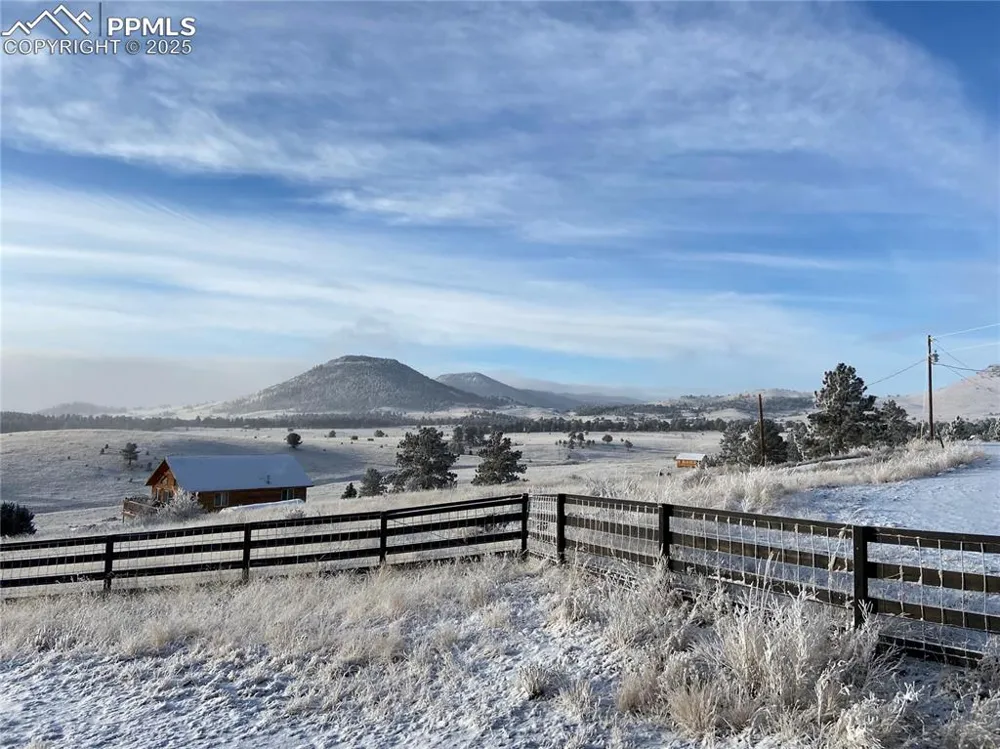 254 E Cobb Lane Guffey, CO 80820