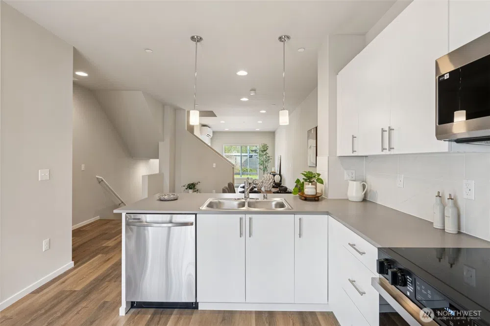 26260 Dungeness Avenue NE Kingston, WA 98346