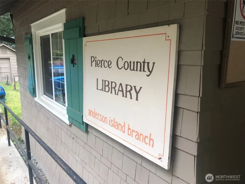 11205 110th Street Anderson Island, WA 98303