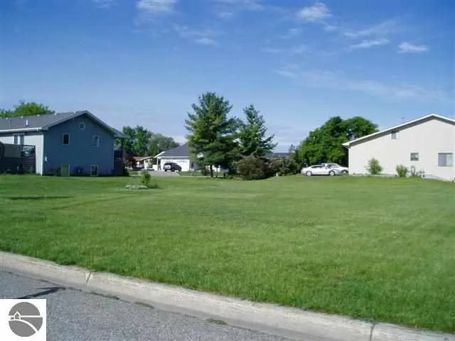 6 Patrick Court Mt Pleasant City, MI 48858