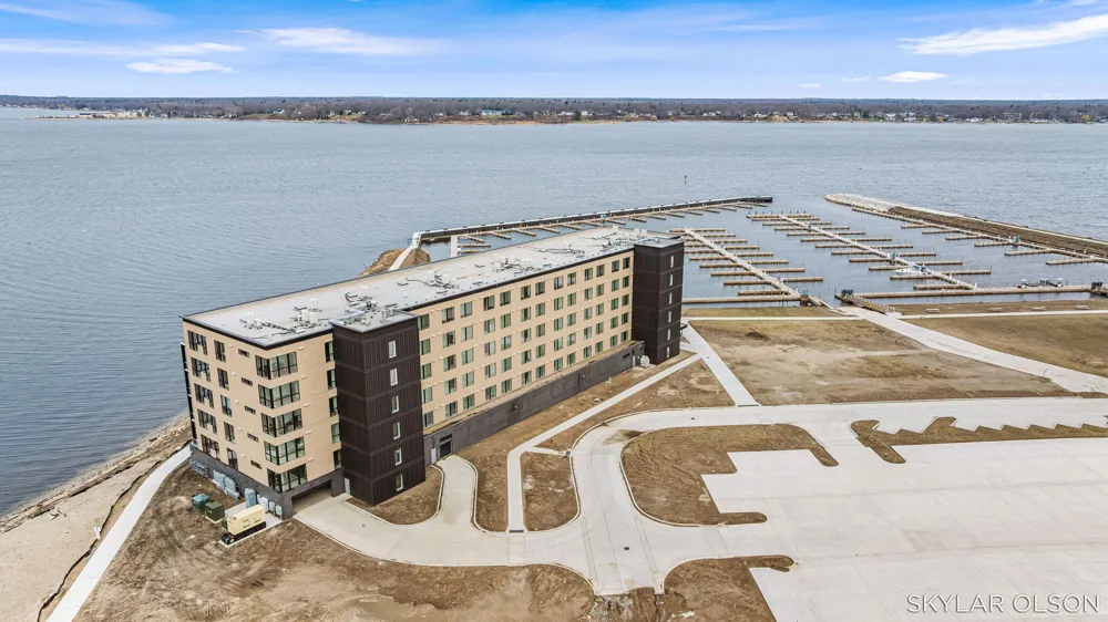 901 Adelaide Circle #305 Muskegon City, MI 49441