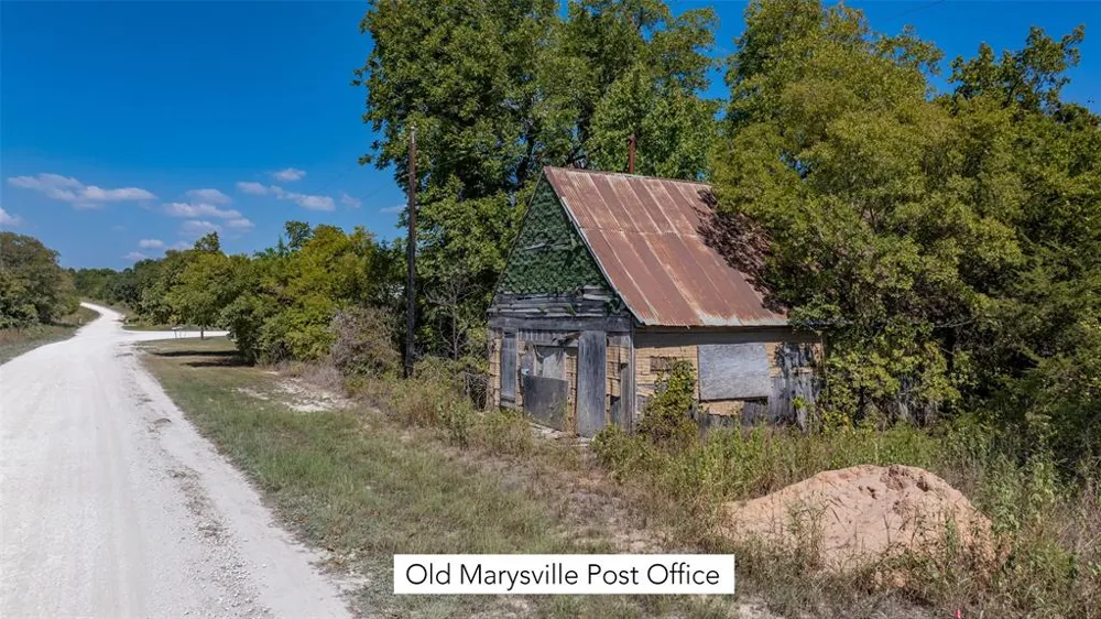3868 County Road 417 Muenster, TX 76252