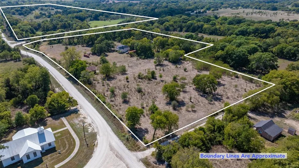 3868 County Road 417 Muenster, TX 76252