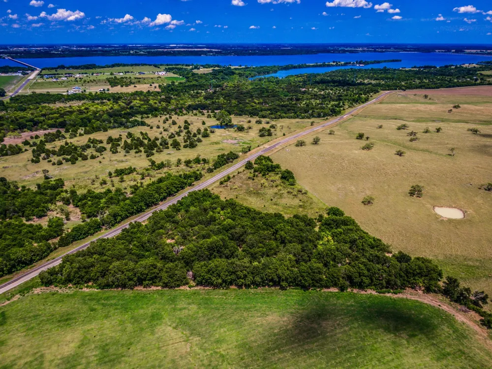 FM 985 Highway Ennis, TX 75119
