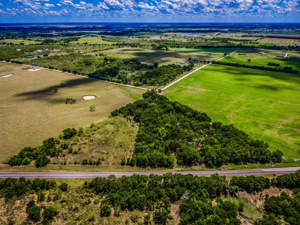 FM 985 Highway Ennis, TX 75119
