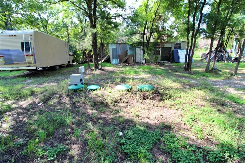 250 Lake Avenue Elm Mott, TX 76640
