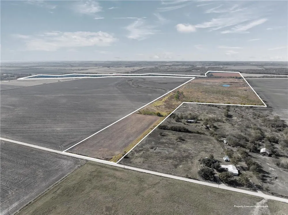 CR 273 Rosebud, TX 76570
