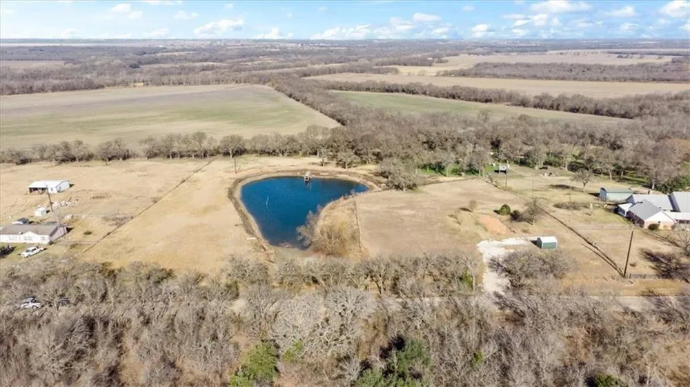 1430 Bays Road Axtell, TX 76624