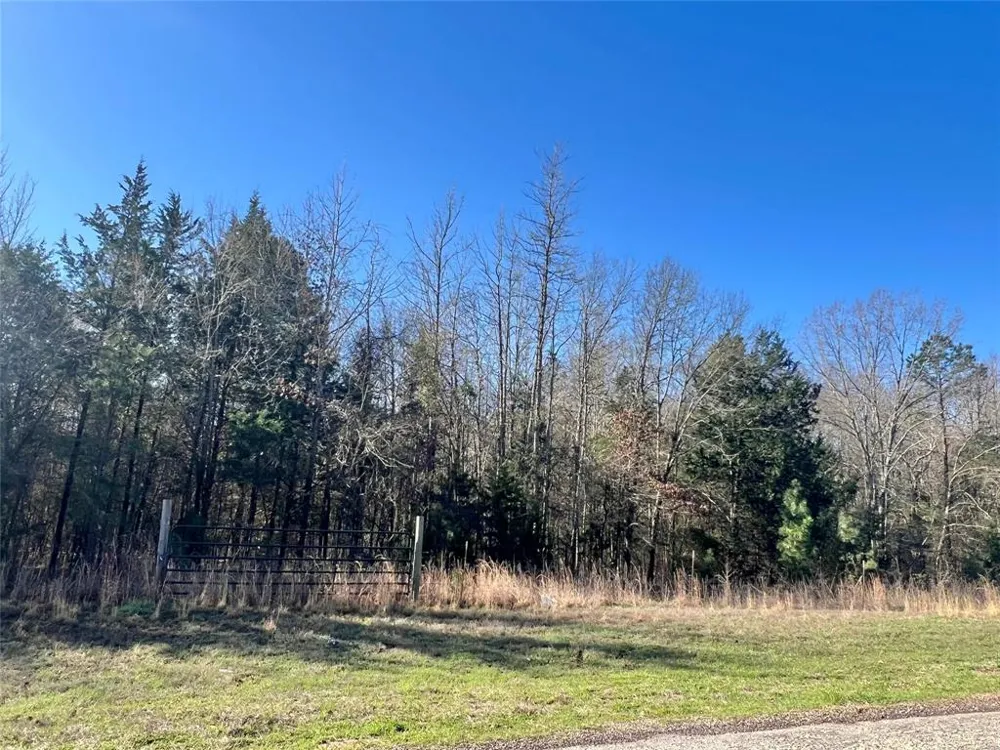 CR 1400 Mt Pleasant, TX 75455