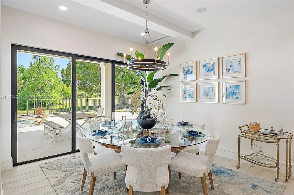 325 Fairway Tequesta, FL 33469