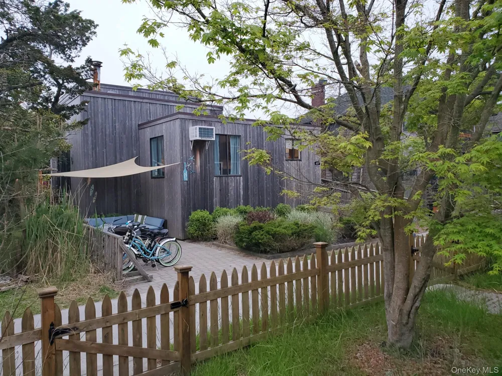 437 Dehnhoff Walk Ocean Beach, NY 11770